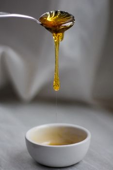 honey on spoon